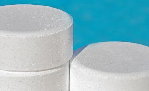 Zu sehen ist das Bild 1 zum Beitrag mit dem Thema: Alles Wissenswerte über Pool Chlortabletten