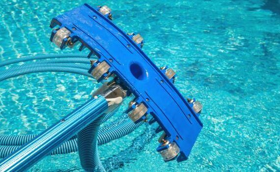 Zu sehen ist das Bild 1 zum Beitrag mit dem Thema: Bestway Poolsauger Empfehlungen