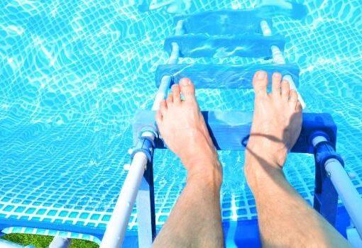 Zu sehen ist das Bild 1 zum Beitrag mit dem Thema: DIY PVC Pool Leiter bauen