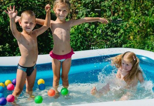 Zu sehen ist das Bild 1 zum Beitrag mit dem Thema: Planschbecken reinigen und sauber halten