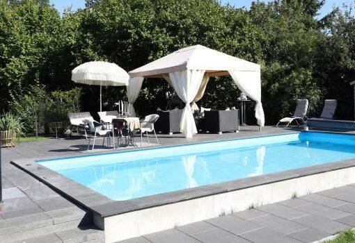 Zu sehen ist das Bild 1 zum Beitrag mit dem Thema: Swimmingpool Kosten Übersicht