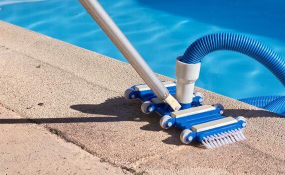 Zu sehen ist das Bild 1 zum Beitrag mit dem Thema: Intex Poolsauger Empfehlungen