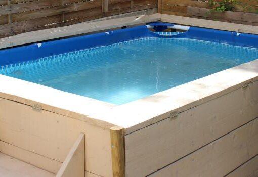 Zu sehen ist das Bild 1 zum Beitrag mit dem Thema: Poolumrandung für Intex Pool bauen