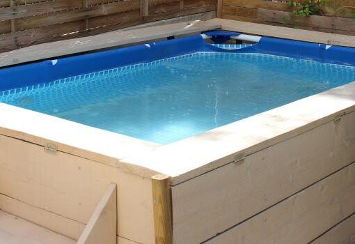 Zu sehen ist das Bild 1 zum Beitrag mit dem Thema: Poolumrandung für Intex Pool bauen