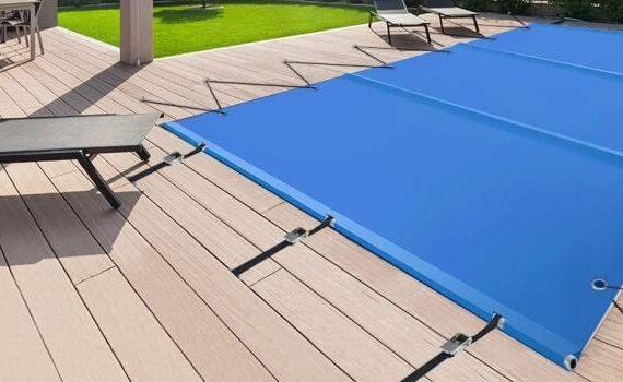 Zu sehen ist das Bild 1 zum Beitrag mit dem Thema: SafeDeluxe Poolplane Rollschutzabdeckung Sicherheitsabdeckung